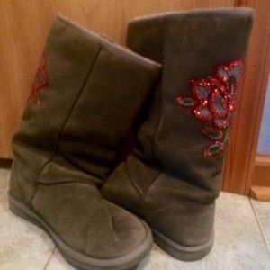 Steve Madden Grey Suede Boots